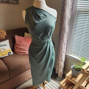 ❤️Pretty Garden Green One Shoulder Silk Like Dress Small
